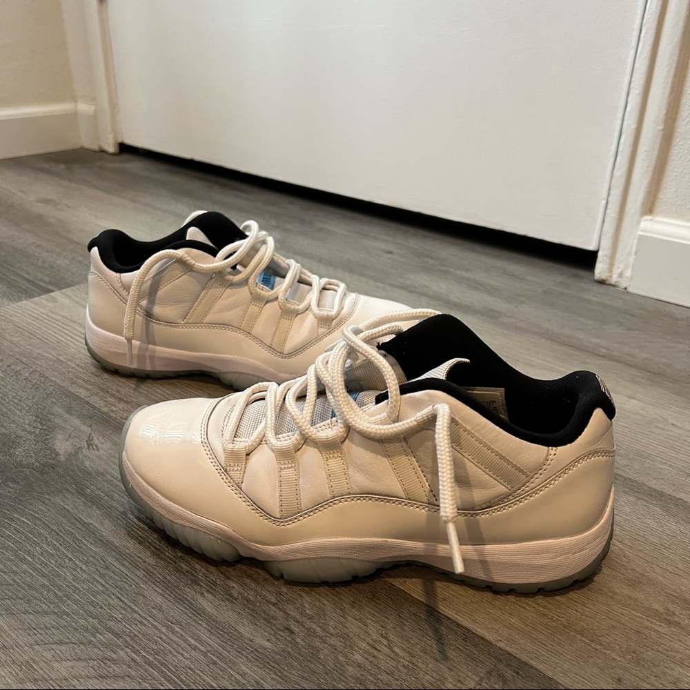 Air Jordan Retro XI 11 Low White Mens 8